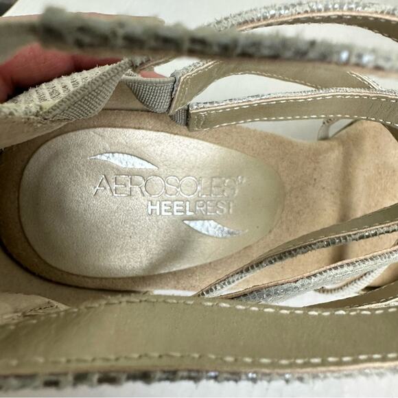 Aerosoles Glossary Wedge Leather Sandals Gray Strappy Size 10 - Picture 10 of 10